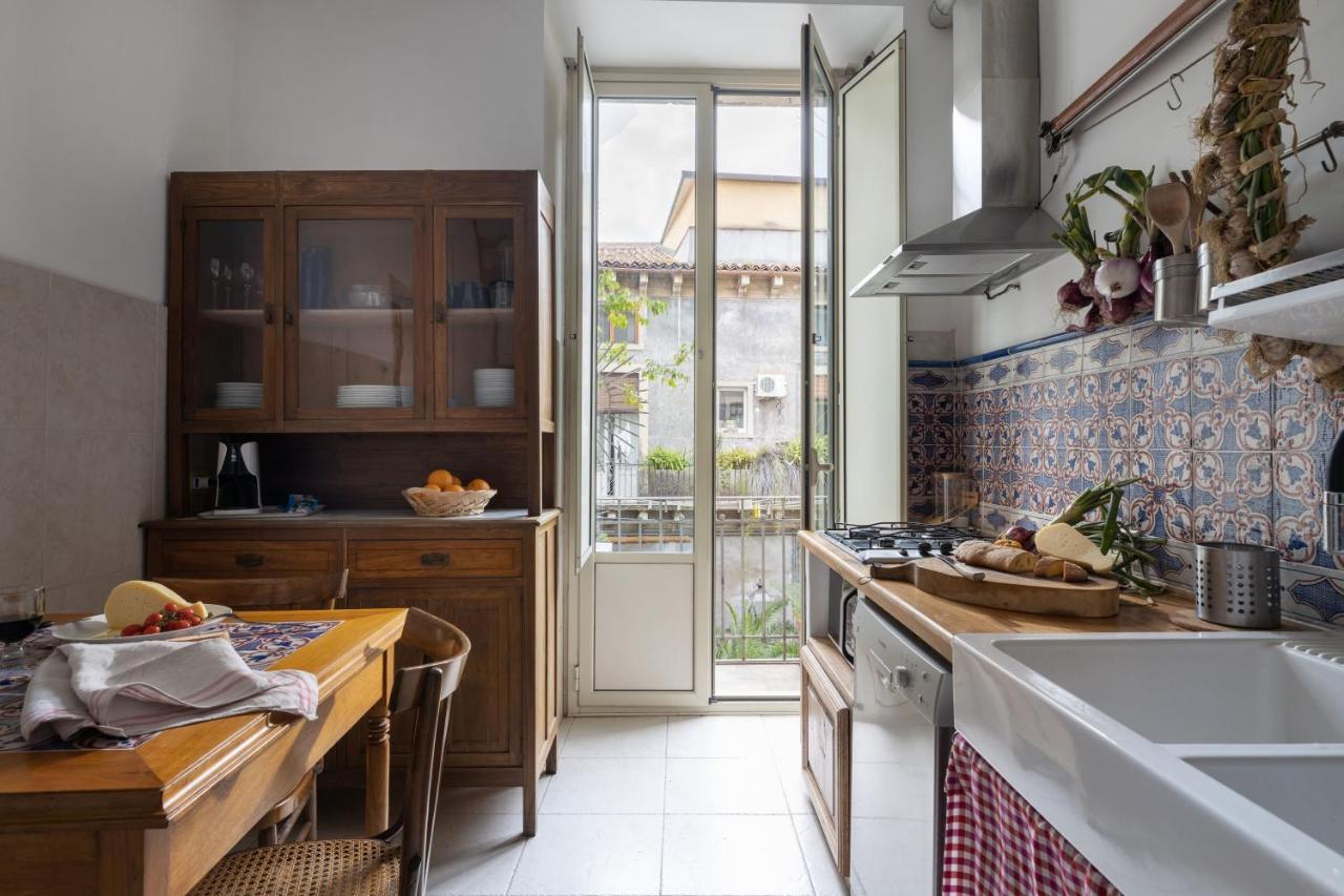 Catania City Center Historical Building Home Εξωτερικό φωτογραφία